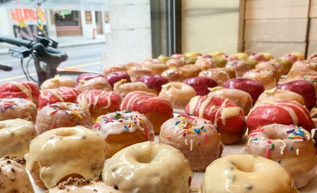 Foto von Ginger Donuts