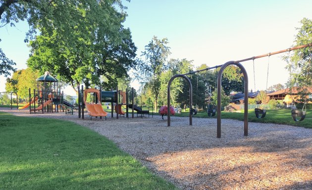 Photo of Churchill Heights Park