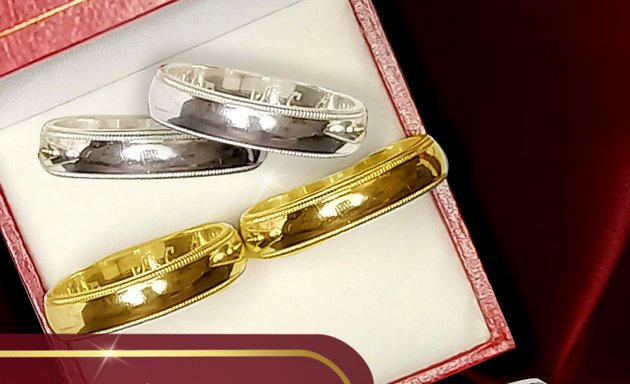 Foto de Joyas Golden Sky C.A. Compra de relojes, diamantes, oro y plata. Fabricación de anillos.
