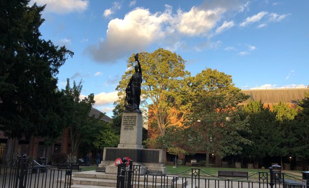 Photo of Memorial Square