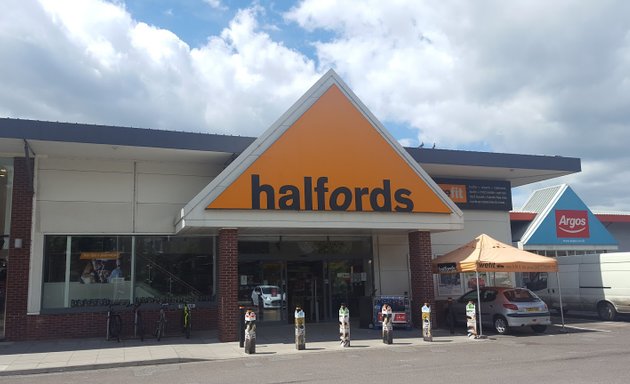 Photo of Halfords - Suffolk Retail Park (Ipswich)