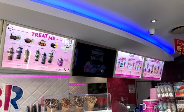 Photo of Baskin-Robbins