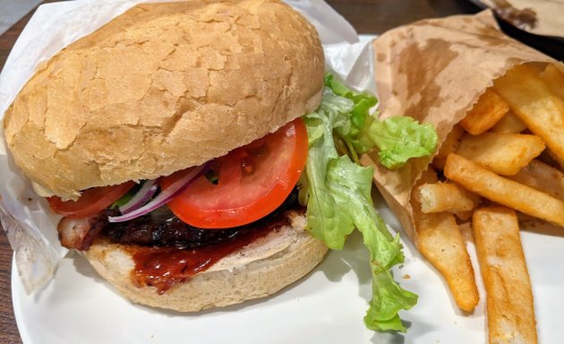 Photo of DA’Burger West End