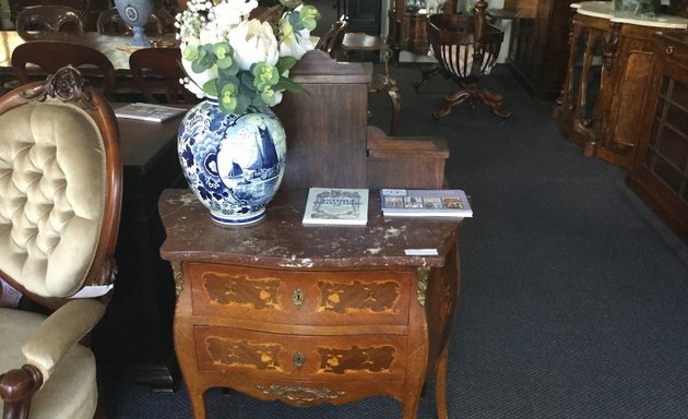 Photo of Albion Antiques pty ltd