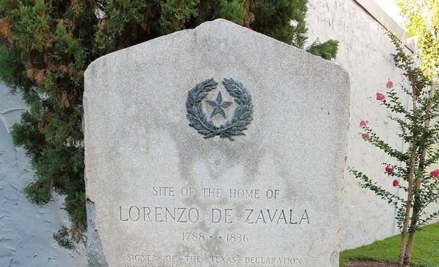 Photo of Lorenzo De Zavala Lodge