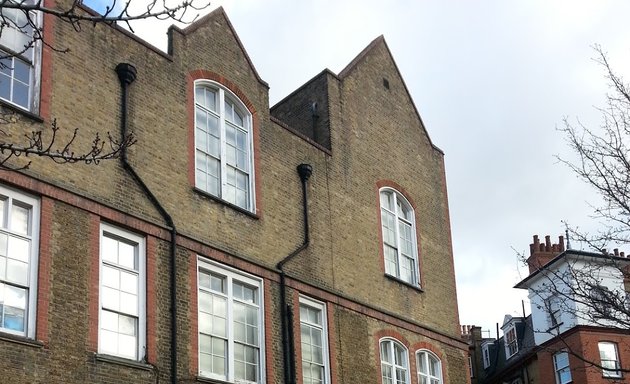 Photo of Globe Primary School