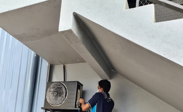 Photo of aircond master