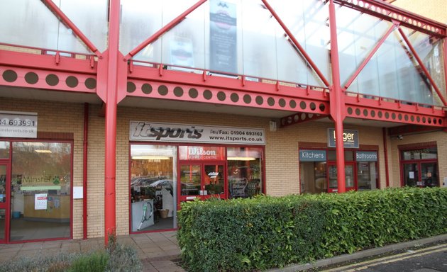 Photo of IT Sports The Racquet Specialists
