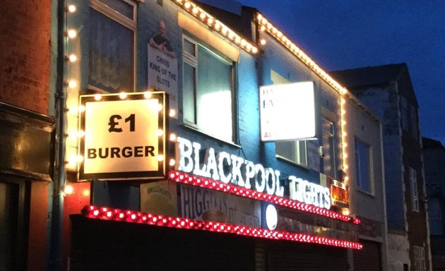 Photo of Higgitt's Las Vegas Arcade Blackpool & £1 Burger Bar