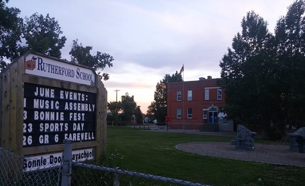 Photo of Rutherford School