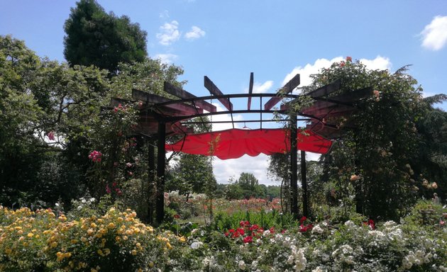 Photo de Parc Floral la Roseraie