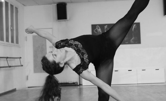 Photo de Ecole de danse moderne Solange SAVINE