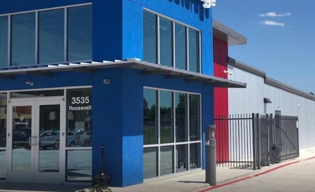 Photo of iStorage Self Storage