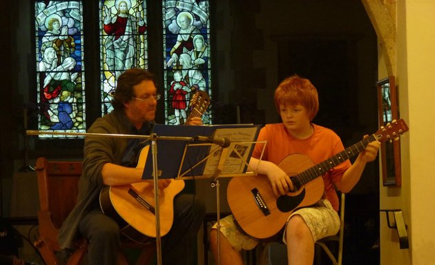 Photo of Steve Todd/Guitar/Piano/Banjo and Mandolin Lessons