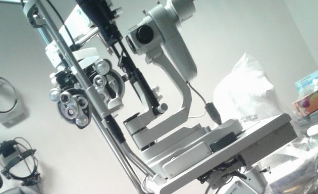 Photo of Dr Albert Ng 2010 Eye Care Centre - Scarborough