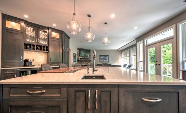 Photo of Colonial Countertops - Abbotsford