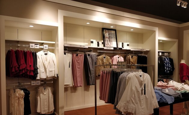 Photo of Banana Republic Factory Store