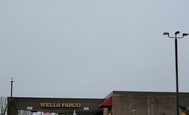 Photo of Wells Fargo Bank