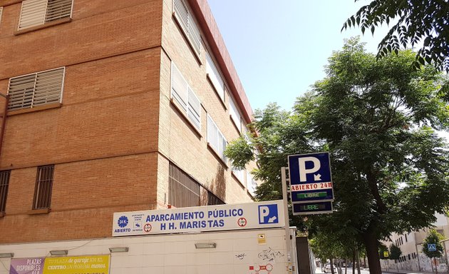 Foto de Parking Hermanos Maristas | Centro Granada | AUSSA