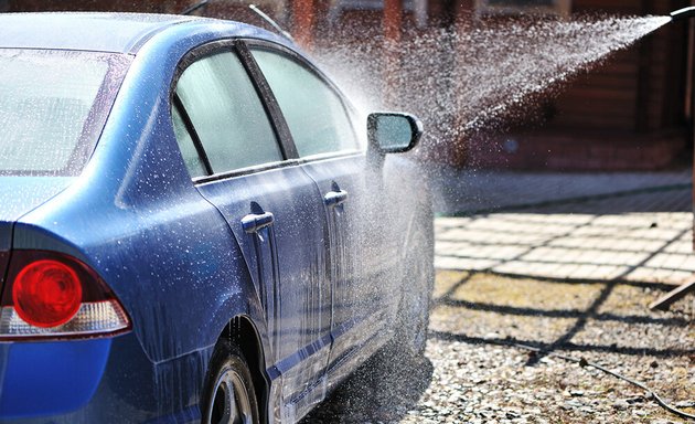 Foto von Mardini's Car Wash