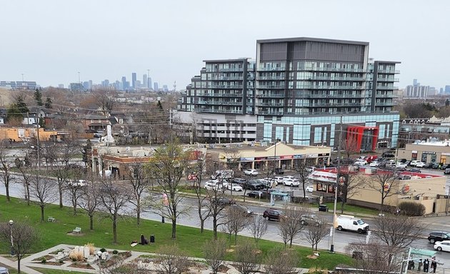 Photo of Downsview Memorial Parkette