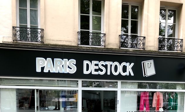 Photo de Paris Destock