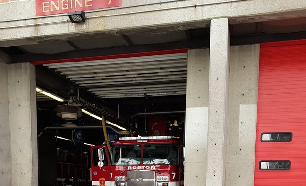 Photo of Boston Fire Department Engine 7 Ladder 17 District 4 Chief
