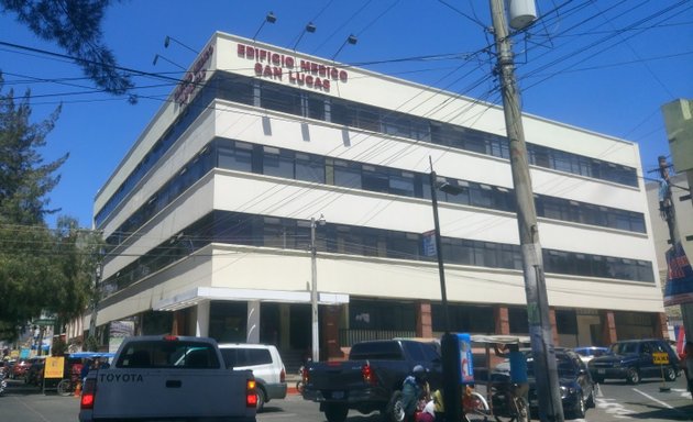 Foto de Edificio Médico San Lucas Quetzaltenango