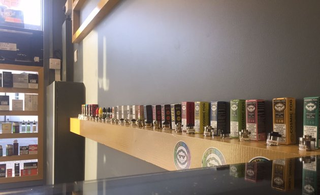 Photo of V12 Vapes Hounslow