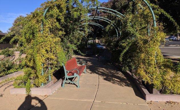 Photo of Albuquerque Rose Garden / Albuquerque Rose Society