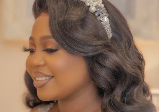 Photo of Chatel Noire Bridal Hair