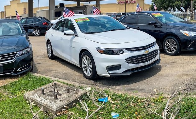 Photo of Auto Market Auto Sale