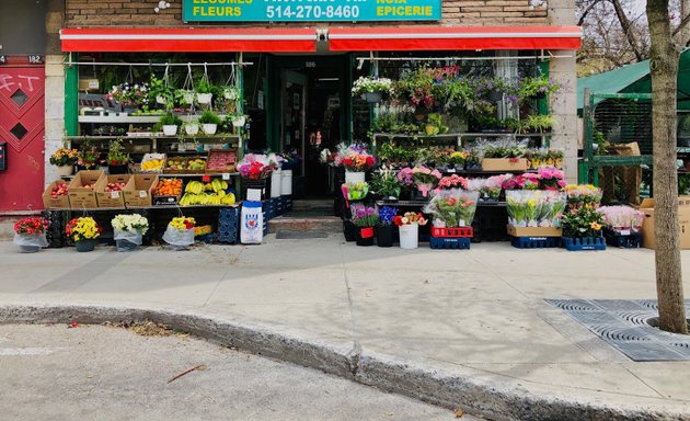 Photo of FRUITERIE YM - Epicerie Santé / Marché Végan - Bio - Organic - Vin / Biere Artisinale - Fleuriste