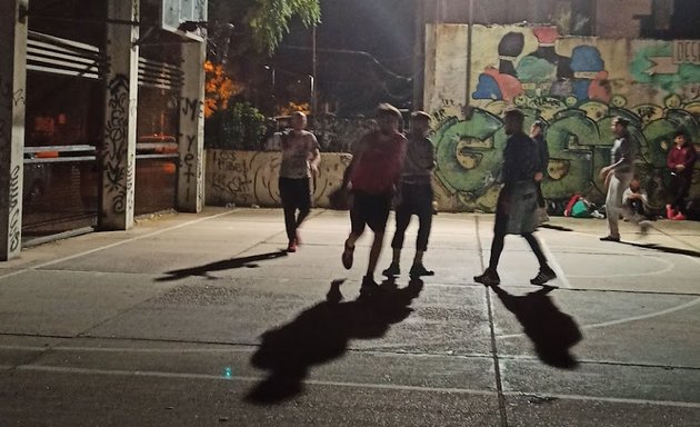 Foto de Cancha Básquetbol