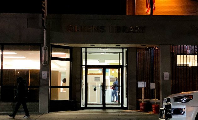 Photo of Queens Public Library at Lefferts