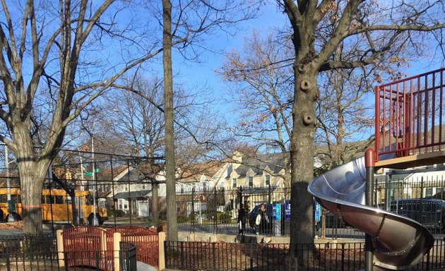 Photo of Cadwallader Colden Playground