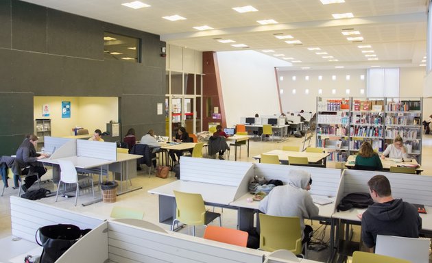 Photo de Bibliothèque Universitaire Villejean Santé - Université de Rennes 1