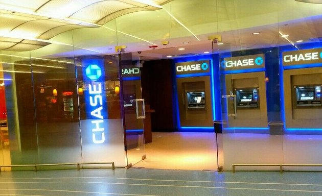 Photo of Chase Bank