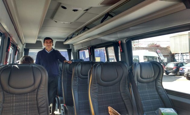 Foto de Arriendo de van para empresas, traslado de personal.Traslado de pasajeros.Minibuses personal