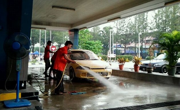 Photo of Car Wash @ Petron Puchong Indah