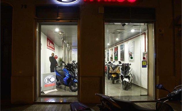 Foto de KYMCO Barcelona (Recambios y Vehículo Ocasión)