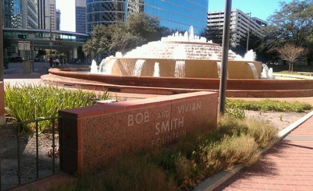 Photo of Bob And Vivian Smith Fountain