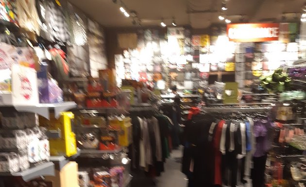 Photo of Hot Topic