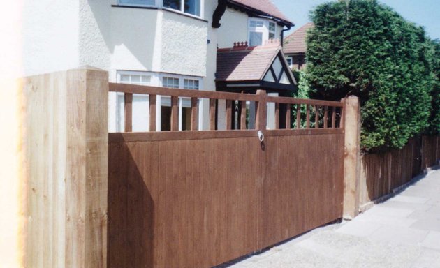 Photo of Uxbridge Fencing And Landscaping