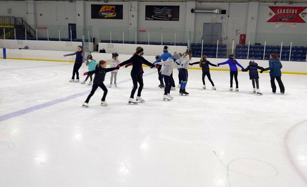 Photo of Leaside Skating Club