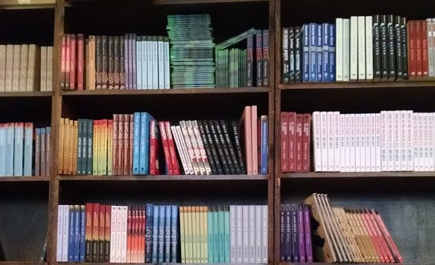 Photo of Akashic Books