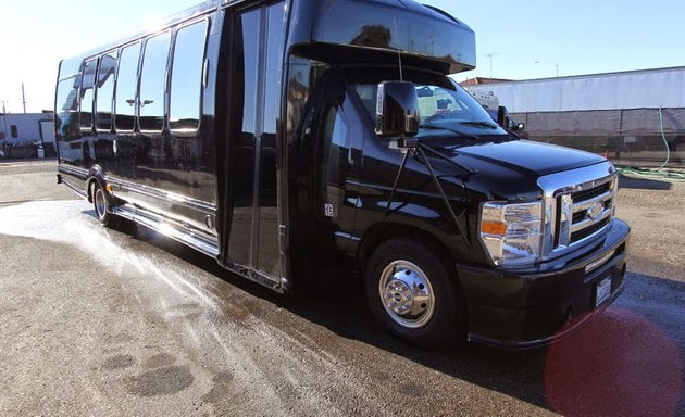 Photo of Executive Limo Bus SF