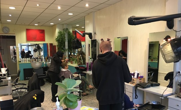 Photo de Aha - Action'Hair atelier