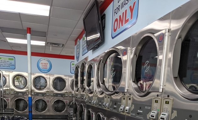 Photo of Clean City Laundry Ridgewood