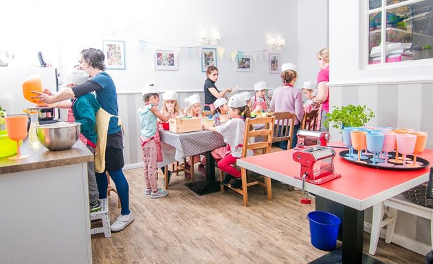 Foto von Café - Coworking - Kochschule